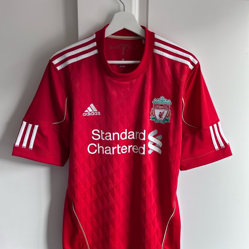 Adidas Liverpool FC Soccer Jersey Size M
